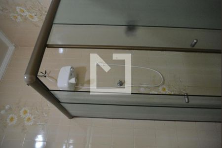 Casa à venda com 200m², 2 quartos e 3 vagasBanheiro da Suíte