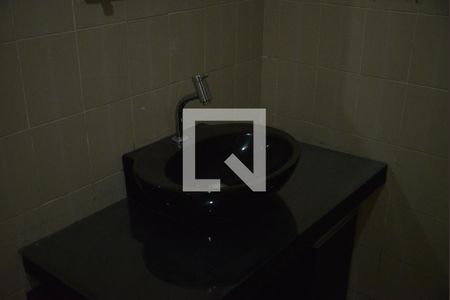 Casa à venda com 200m², 2 quartos e 3 vagasBanheiro da Suíte