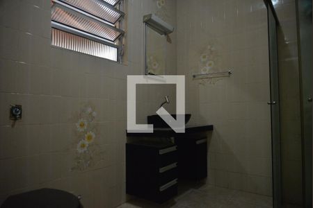 Casa à venda com 200m², 2 quartos e 3 vagasBanheiro da Suíte