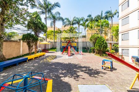 Apartamento para alugar com 62m², 2 quartos e 1 vaga Apartamento para alugar com 62m², 2 quartos e 1 vagaÁrea comum - Playground