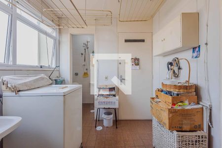 Apartamento à venda com 123m², 2 quartos e 1 vagaÁrea de Serviço