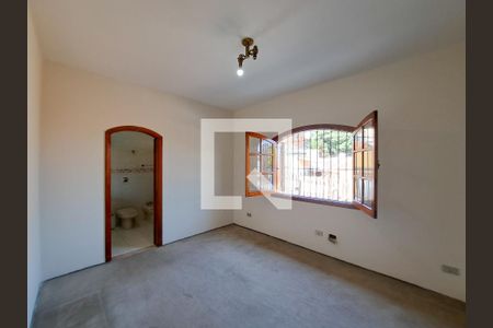 Casa à venda com 252m², 4 quartos e 6 vagas Casa à venda com 252m², 4 quartos e 6 vagasSuíte 2