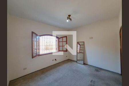 Casa à venda com 252m², 4 quartos e 6 vagas Casa à venda com 252m², 4 quartos e 6 vagasSuíte 2