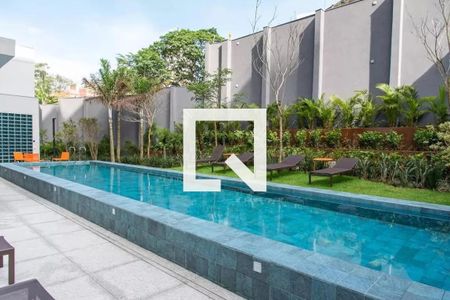 Apartamento à venda com 27m², 1 quarto e sem vaga Apartamento à venda com 27m², 1 quarto e sem vagaÁrea comum - Piscina