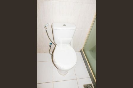 Apartamento à venda com 60m², 2 quartos e sem vaga Apartamento à venda com 60m², 2 quartos e sem vagaBanheiro