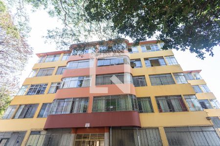 Apartamento à venda com 60m², 2 quartos e 1 vagaFachada