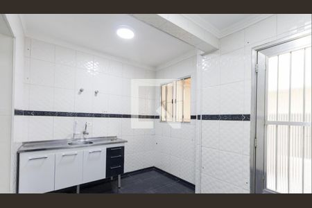 Casa à venda com 100m², 2 quartos e 1 vaga