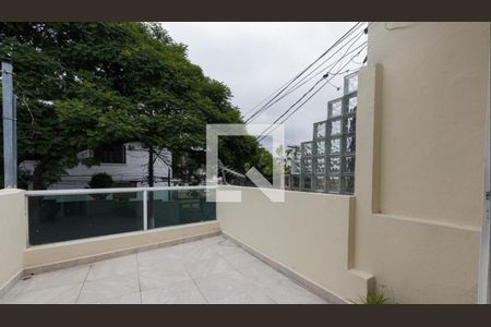 Casa à venda com 100m², 2 quartos e 1 vaga
