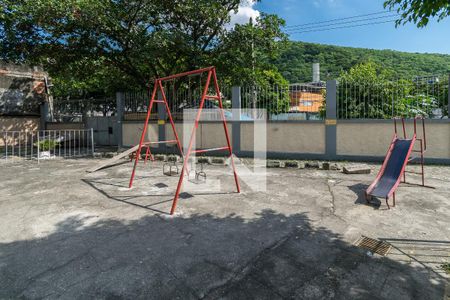 Apartamento à venda com 47m², 2 quartos e 1 vaga Apartamento à venda com 47m², 2 quartos e 1 vagaÁrea Comum - Playground