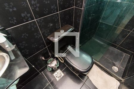 Apartamento à venda com 47m², 2 quartos e 1 vaga Apartamento à venda com 47m², 2 quartos e 1 vagaBanheiro