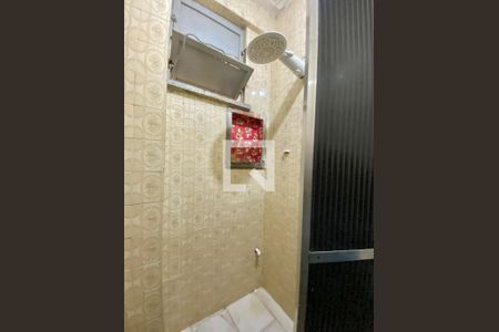 Apartamento à venda com 95m², 3 quartos e sem vaga Apartamento à venda com 95m², 3 quartos e sem vagaBanheiro de serviço