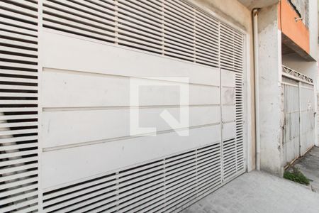 Casa à venda com 170m², 3 quartos e 2 vagasFachada