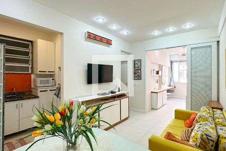 Sala de apartamento para alugar com 1 quarto, 45m² em Copacabana, Rio de Janeiro