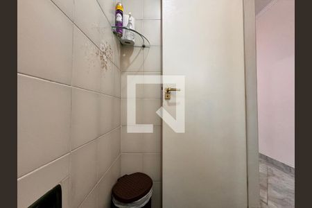 Casa à venda com 140m², 3 quartos e 2 vagas Casa à venda com 140m², 3 quartos e 2 vagasLavabo