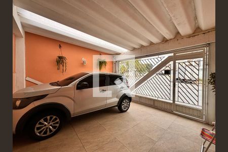 Casa à venda com 140m², 3 quartos e 2 vagas Casa à venda com 140m², 3 quartos e 2 vagasGaragem