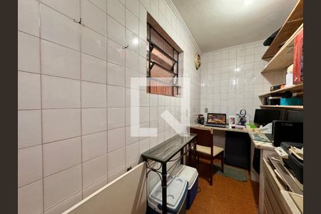 Casa à venda com 140m², 3 quartos e 2 vagas Casa à venda com 140m², 3 quartos e 2 vagasDepósito