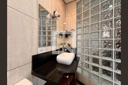 Casa à venda com 140m², 3 quartos e 2 vagas Casa à venda com 140m², 3 quartos e 2 vagasBanheiro da suíte