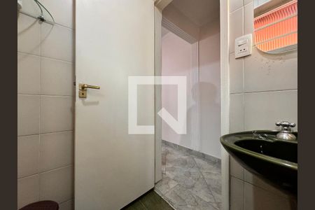 Casa à venda com 140m², 3 quartos e 2 vagas Casa à venda com 140m², 3 quartos e 2 vagasLavabo