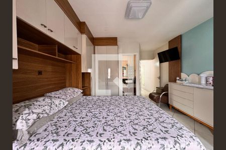 Casa à venda com 140m², 3 quartos e 2 vagas Casa à venda com 140m², 3 quartos e 2 vagasSuite