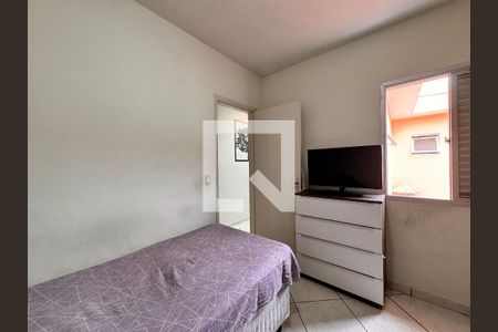 Casa à venda com 140m², 3 quartos e 2 vagas Casa à venda com 140m², 3 quartos e 2 vagasQuarto 2