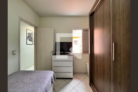 Casa à venda com 140m², 3 quartos e 2 vagas Casa à venda com 140m², 3 quartos e 2 vagasQuarto 2