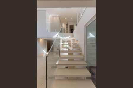 Escada de casa de condomínio à venda com 4 quartos, 460m² em Swiss Park, Campinas