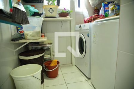 Apartamento à venda com 60m², 2 quartos e 1 vagaÁrea de Serviço