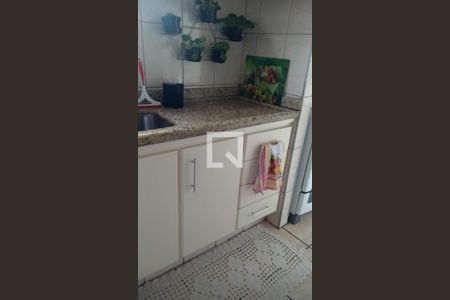 Cozinha de apartamento para alugar com 2 quartos, 51m² em Conjunto Residencial José Bonifácio, São Paulo