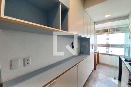 Apartamento à venda com 70m², 2 quartos e 2 vagasCozinha