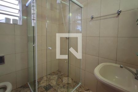 Casa à venda com 300m², 3 quartos e 1 vagaBanheiro