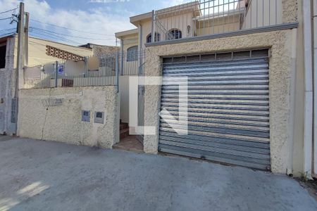 Casa à venda com 300m², 3 quartos e 1 vagaFachada 