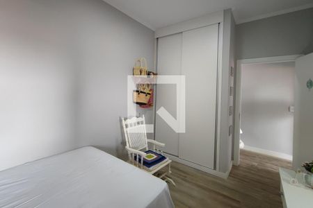 Casa à venda com 200m², 4 quartos e 2 vagas Casa à venda com 200m², 4 quartos e 2 vagasQuarto 2