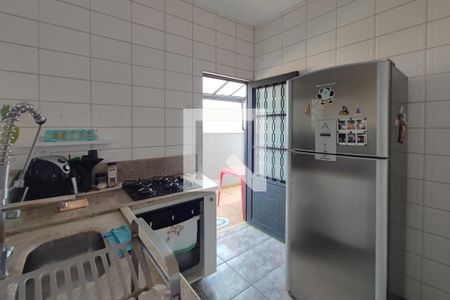Casa à venda com 200m², 4 quartos e 2 vagas Casa à venda com 200m², 4 quartos e 2 vagasCozinha