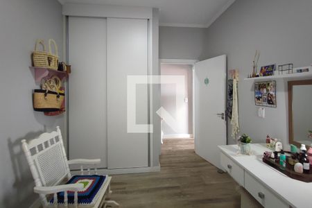 Casa à venda com 200m², 4 quartos e 2 vagas Casa à venda com 200m², 4 quartos e 2 vagasQuarto 2