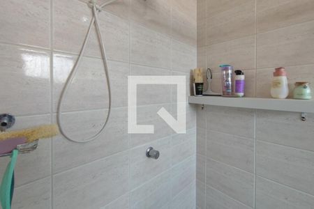 Casa à venda com 200m², 4 quartos e 2 vagas Casa à venda com 200m², 4 quartos e 2 vagasBanheiro Suíte