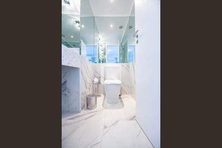 Lavabo de apartamento para alugar com 1 quarto, 57m² em Brooklin, São Paulo