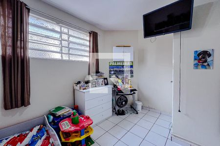 Casa à venda com 90m², 2 quartos e 1 vagaQuarto 2