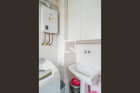 Apartamento à venda com 95m², 2 quartos e 1 vaga Apartamento à venda com 95m², 2 quartos e 1 vagaCozinha e Área de Serviço