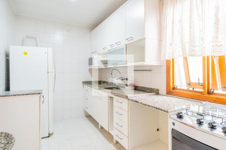 Apartamento à venda com 95m², 2 quartos e 1 vaga Apartamento à venda com 95m², 2 quartos e 1 vagaCozinha e Área de Serviço