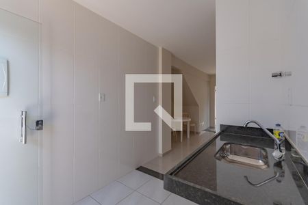 Casa de condomínio à venda com 61m², 3 quartos e 1 vaga Casa de condomínio à venda com 61m², 3 quartos e 1 vagaCozinha