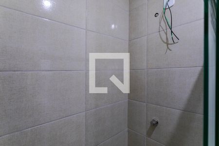 Banheiro de kitnet/studio para alugar com 1 quarto, 19m² em Jardim Universo, Mogi das Cruzes