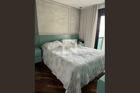 Apartamento à venda com 288m², 4 quartos e 3 vagas Apartamento à venda com 288m², 4 quartos e 3 vagasQuarto