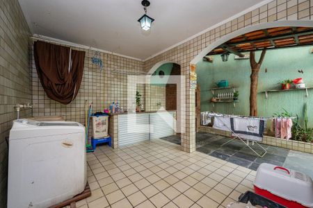 Casa à venda com 144m², 3 quartos e 2 vagas Casa à venda com 144m², 3 quartos e 2 vagasÁrea de Serviço