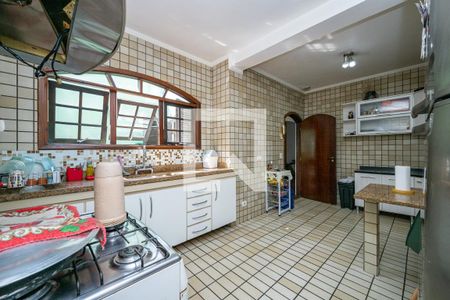 Casa à venda com 144m², 3 quartos e 2 vagas Casa à venda com 144m², 3 quartos e 2 vagasCozinha