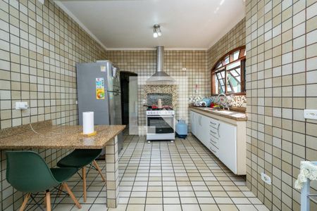 Casa à venda com 144m², 3 quartos e 2 vagas Casa à venda com 144m², 3 quartos e 2 vagasCozinha