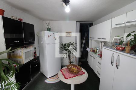 Casa à venda com 145m², 2 quartos e 2 vagasCozinha 2