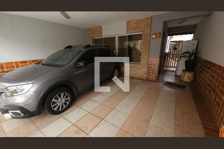 Casa à venda com 150m², 2 quartos e 2 vagas Casa à venda com 150m², 2 quartos e 2 vagasGaragem