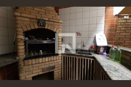 Casa à venda com 150m², 2 quartos e 2 vagas Casa à venda com 150m², 2 quartos e 2 vagasChurrasqueira