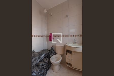 Casa à venda com 320m², 4 quartos e 4 vagas Casa à venda com 320m², 4 quartos e 4 vagasBanheiro Suíte 2