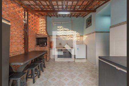 Casa à venda com 320m², 4 quartos e 4 vagas Casa à venda com 320m², 4 quartos e 4 vagasÁrea Gourmet
